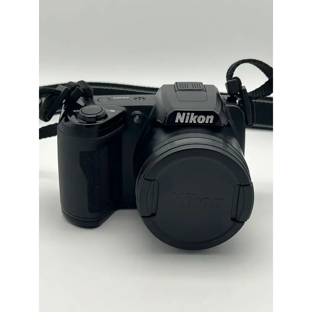 Nikon Coolpix L105 digital camera - tested & works